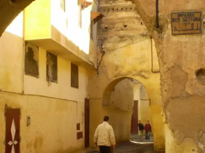 Riad Lola Halima