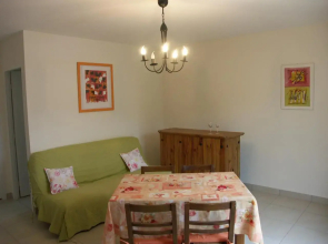 Maison Calme Avec Jardin Et Parking Prives