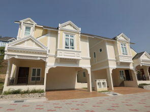 Everia Villas Resort - Bukit Gambang Resort City