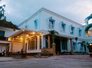 Dewiza Hotel