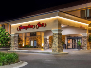 Hampton Inn Adel