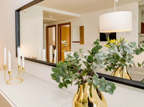 LAB-Modern 3 bedroom apart near beach