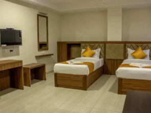 RR Mount Elite Suites