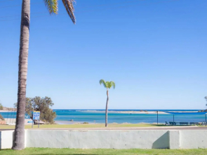 Waterfront Apartment 1 - Kalbarri WA