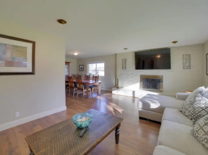 Quiet Salinas Vacation Rental 10 Mi to Beach