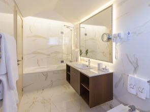 Oca Vitória Village