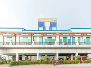 Oyo 44199 Hotel Crossroads