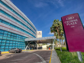 Crowne Plaza Leon by IHG