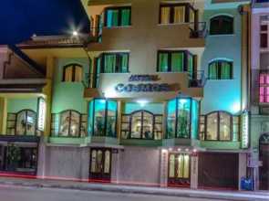 Hotel Cosmos