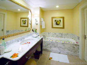 The Table Bay Hotel