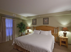 Polaris Lodge By Rcr