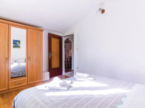 Nice Apartment in Medulin With 2 Bedrooms and Wifi