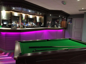 West Port Hotel