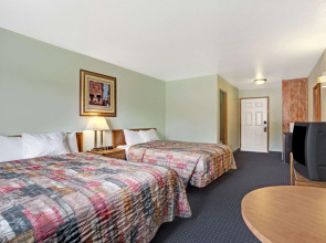 Travelodge by Wyndham Seattle North of Downtown