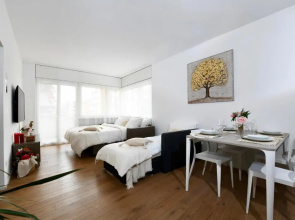 Lake Modern Suites - Free Parking & Self Check-in