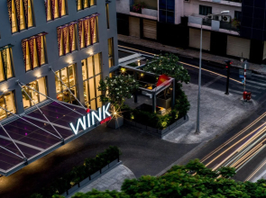 Wink Icon Hotel Danang Riverside - 24hrs Stay & Rooftop Pool Bar