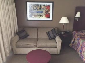 Whitemud Inn Edmonton South