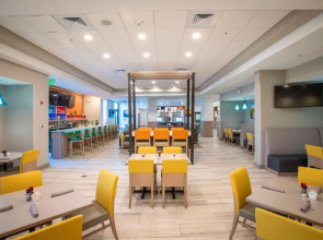 Holiday Inn Pensacola - University Area by IHG