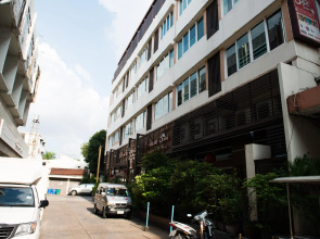 ZEN Rooms Sukhumvit 71