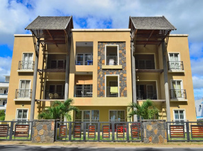 Paradya Beach Apartments