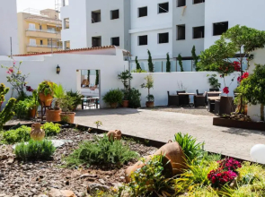Petit Garden Hotel by Flacalco