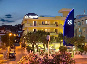 Hotel La Maestra