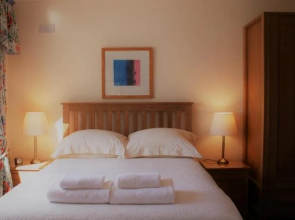 Greencourt Guest House