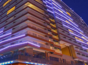 Yijing Holiday Hotel