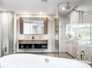 Your Luxury Escape - Ground Luxury