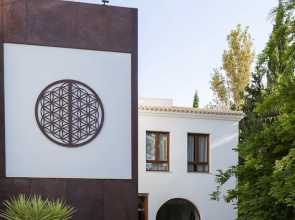 Ad Hoc Vitae Retreats & Health - Adults Only