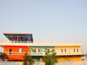 Heyday Singburi Hotel