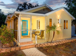Florida Retreat w/ Hot Tub: Walk to the Gulf!