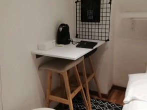 Vk House No.7 Dongan Road Metro