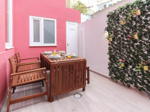 Vita Portucale ! Lisbon Design Apartment with Terrace