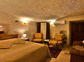 Harman Cave Hotel