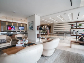 2 Bedroom at Southwest Waterfront