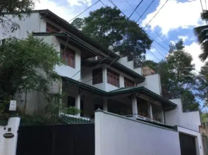 Reverie Hill Bungalow