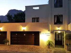 Riversong Guest House