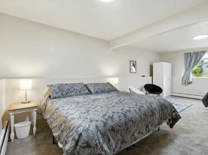 Anchorage 5br Retreat Hikes, City & Comfort 5 Bedroom Home