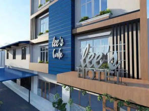 Lees Hotel