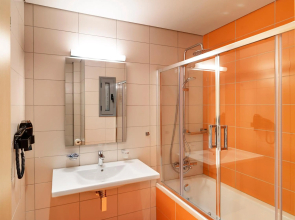 Phidias Piraeus Hotel