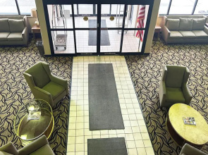 Blue Way Inn & Suites La Crosse