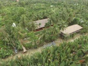 Ba Danh Homestay