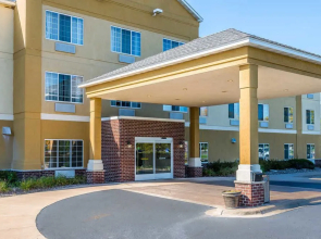 Comfort Inn & Suites