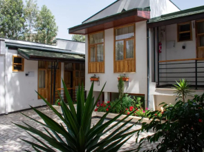 Choice Guest House No. 2