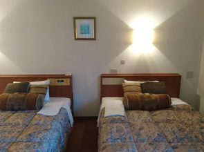Kuretake Inn Iwata