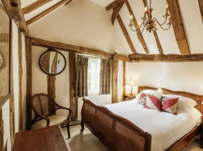 Water Cottage a Perfect Ancient House in Suffolk s Prettiest Tiny Village