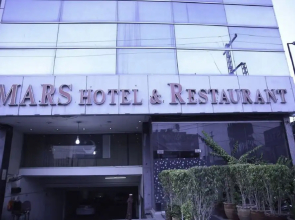 Mars Hotel Lahore