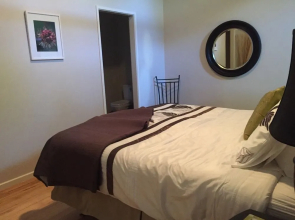 Carlyle House B&B