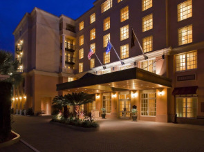 The Lindy Renaissance Charleston Hotel
